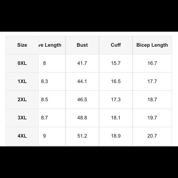 Plus solid slit hem tee - Picture 4 of 5